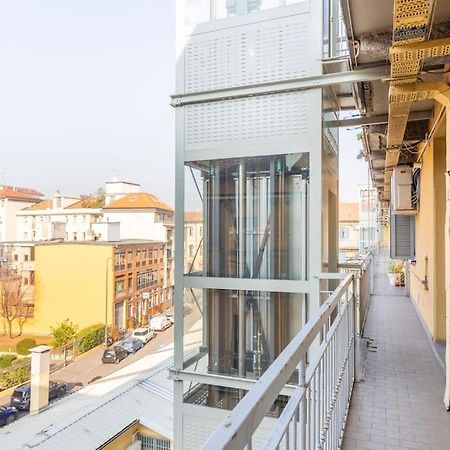Modern Apartment In Milano Centrale Next To Metro M5 - Sarca 73 ภายนอก รูปภาพ